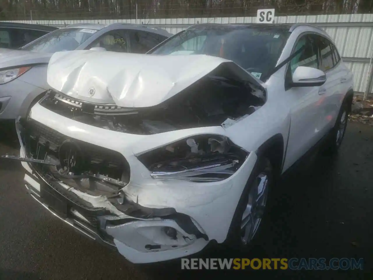 2 Photograph of a damaged car W1N4N4HB9MJ231052 MERCEDES-BENZ GLA-CLASS 2021