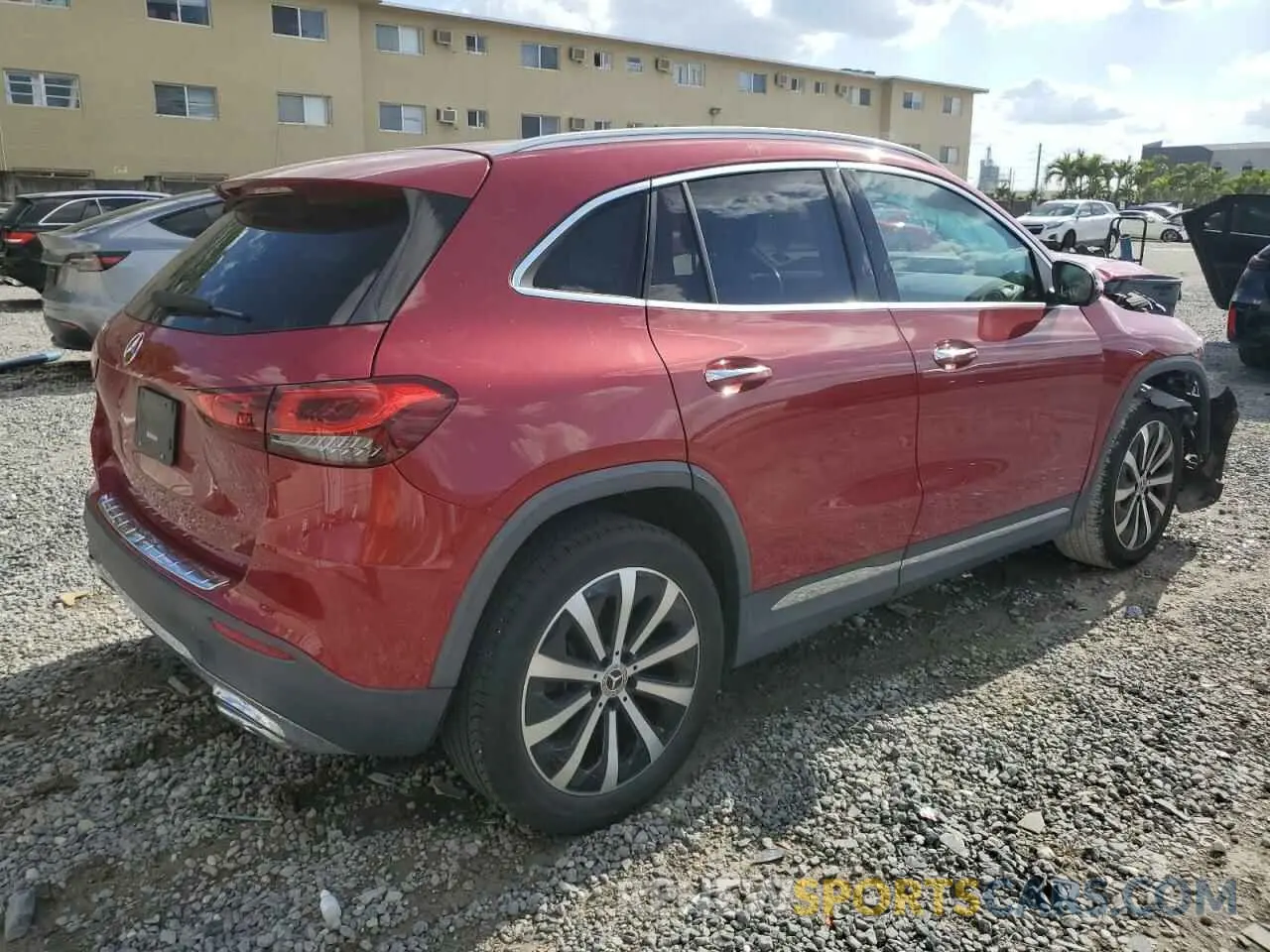 3 Photograph of a damaged car W1N4N4GB2NJ399828 MERCEDES-BENZ GLA-CLASS 2022