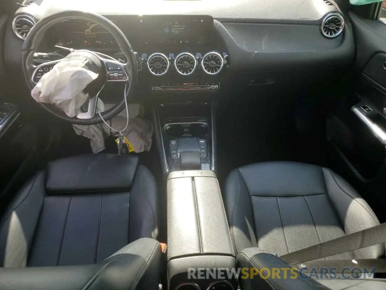 8 Photograph of a damaged car W1N4N4GB2NJ399828 MERCEDES-BENZ GLA-CLASS 2022