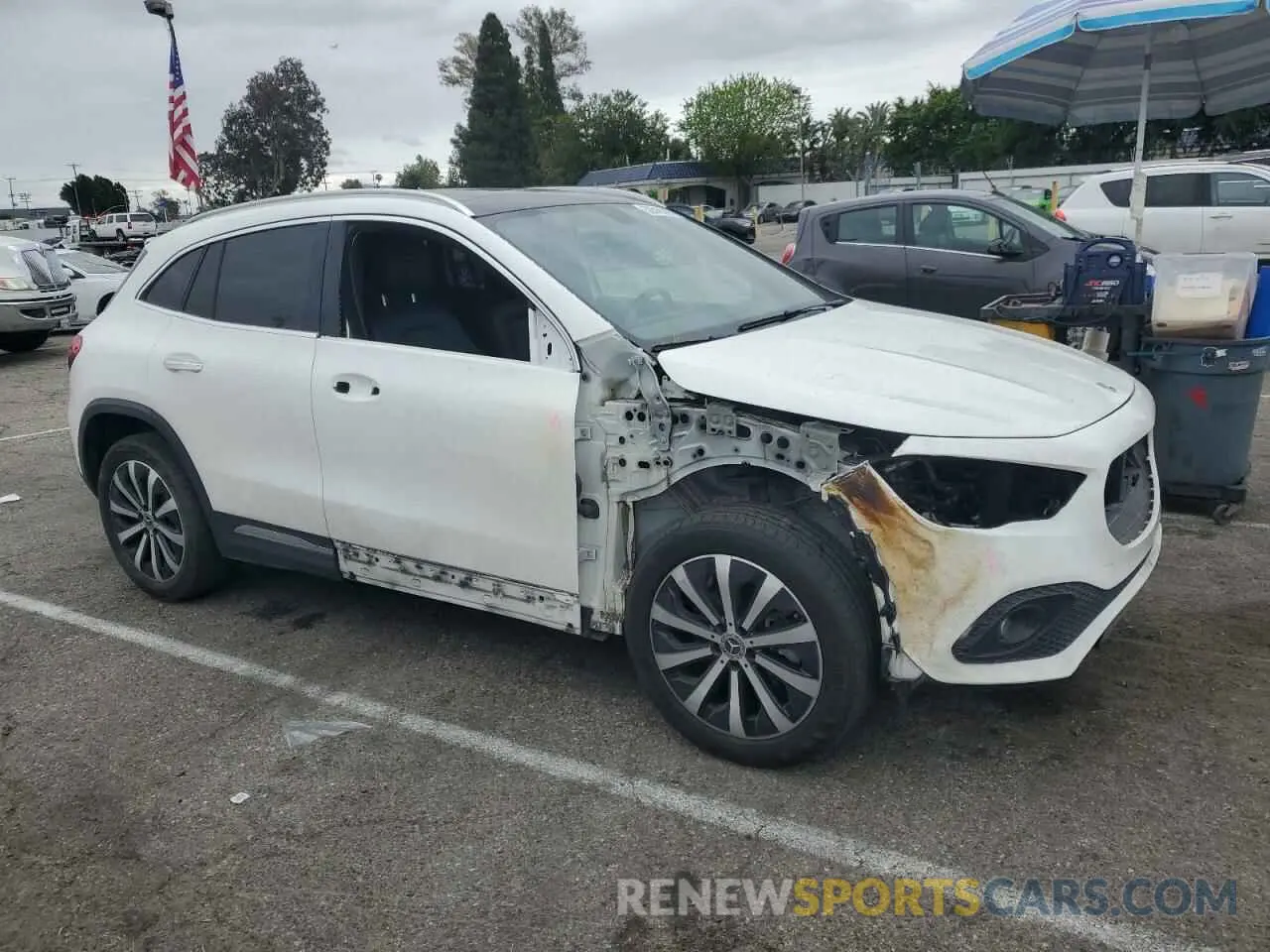 4 Photograph of a damaged car W1N4N4GB3NJ413669 MERCEDES-BENZ GLA-CLASS 2022