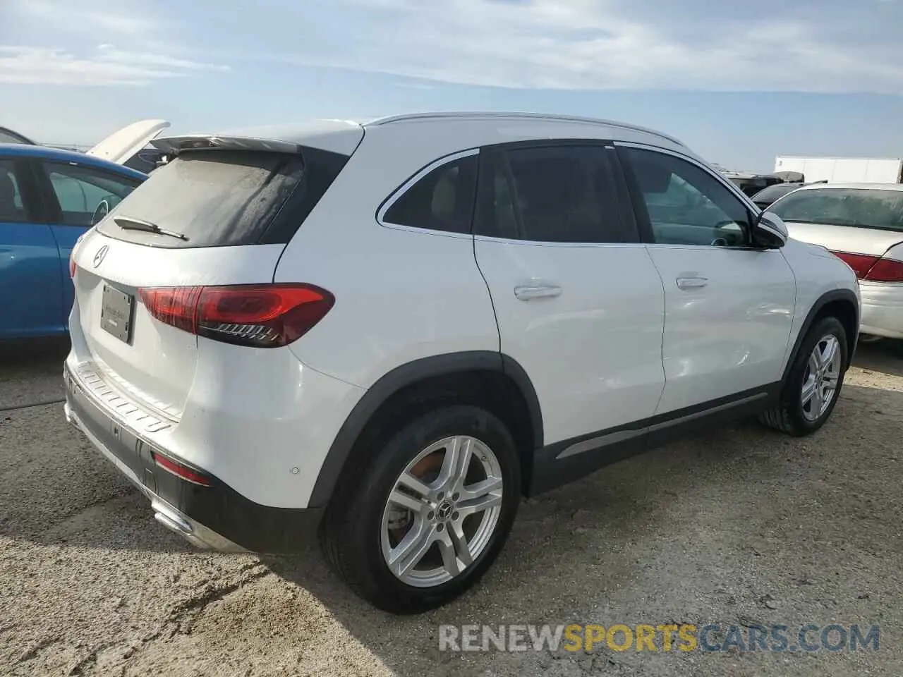 3 Photograph of a damaged car W1N4N4GB6NJ396754 MERCEDES-BENZ GLA-CLASS 2022