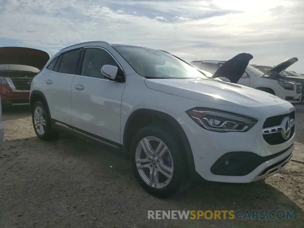 4 Photograph of a damaged car W1N4N4GB6NJ396754 MERCEDES-BENZ GLA-CLASS 2022