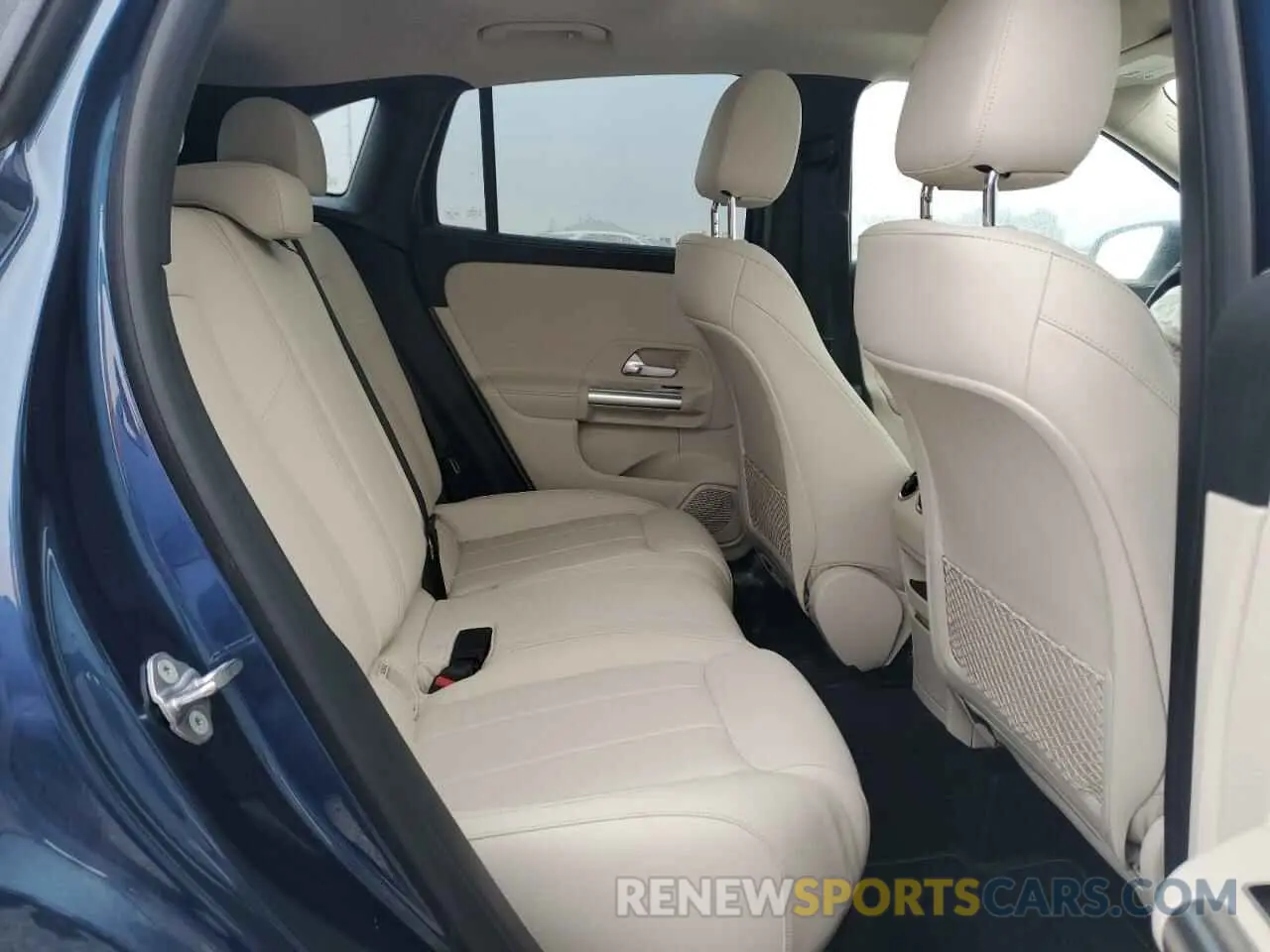 11 Photograph of a damaged car W1N4N4GBXNJ402166 MERCEDES-BENZ GLA-CLASS 2022