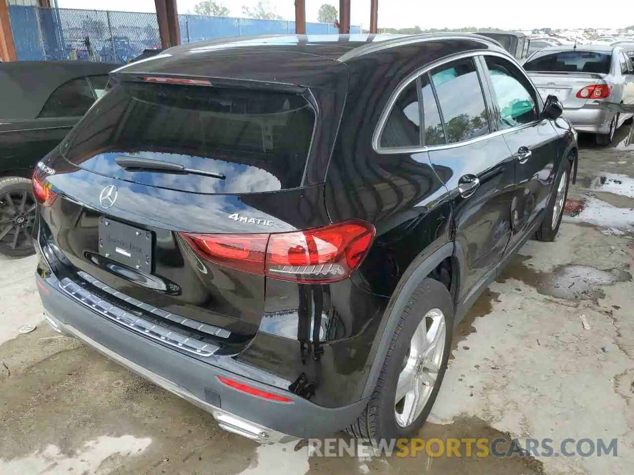 4 Photograph of a damaged car W1N4N4HB0NJ338489 MERCEDES-BENZ GLA-CLASS 2022