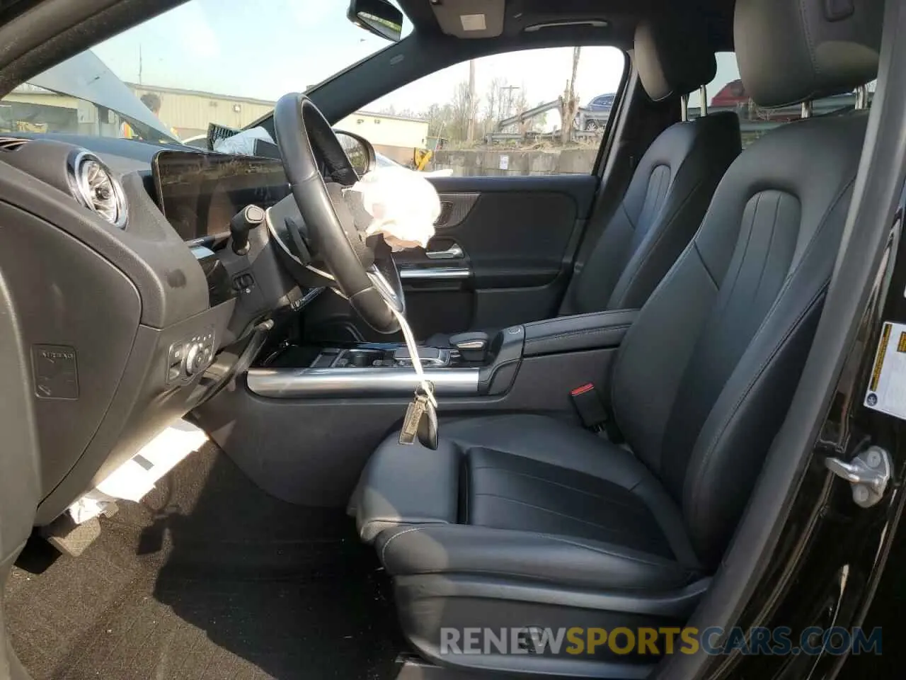 7 Photograph of a damaged car W1N4N4HB0NJ370746 MERCEDES-BENZ GLA-CLASS 2022