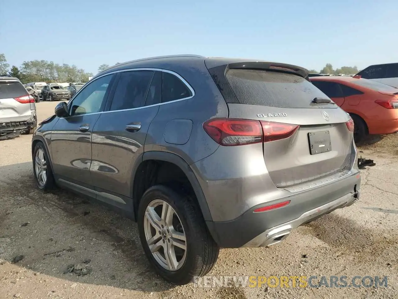 2 Photograph of a damaged car W1N4N4HB5NJ381905 MERCEDES-BENZ GLA-CLASS 2022