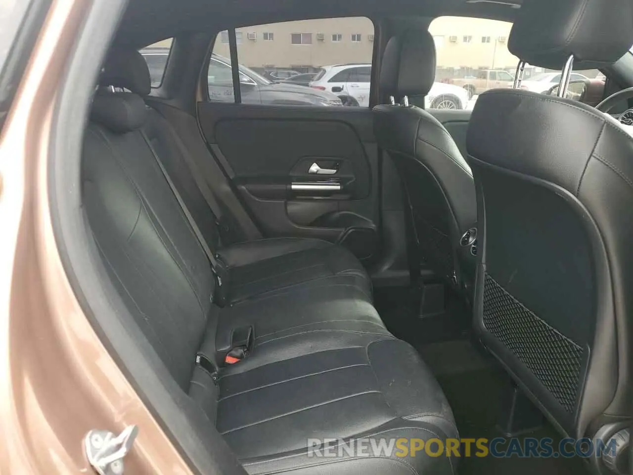 10 Photograph of a damaged car W1N4N4HB5NJ385081 MERCEDES-BENZ GLA-CLASS 2022