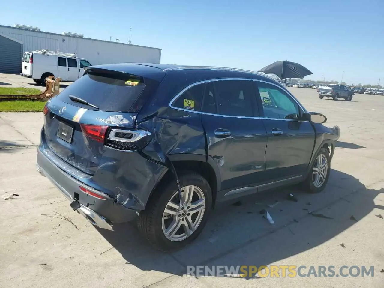 3 Photograph of a damaged car W1N4N4HB7NJ393859 MERCEDES-BENZ GLA-CLASS 2022