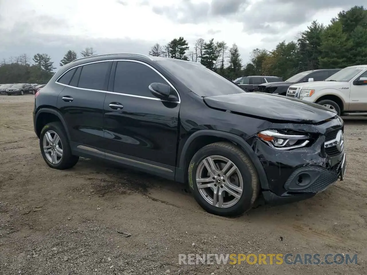 4 Photograph of a damaged car W1N4N4HBXNJ350083 MERCEDES-BENZ GLA-CLASS 2022