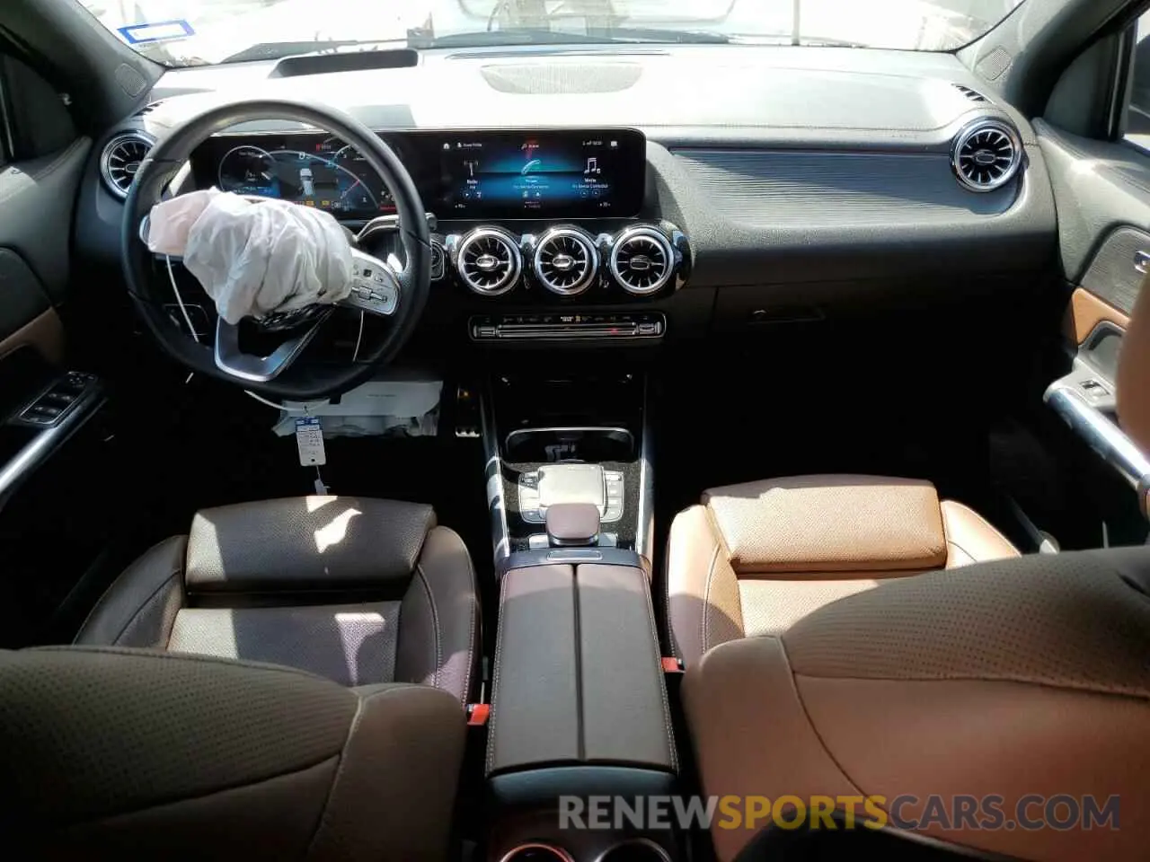 8 Photograph of a damaged car W1N4N5BB7NJ370953 MERCEDES-BENZ GLA-CLASS 2022