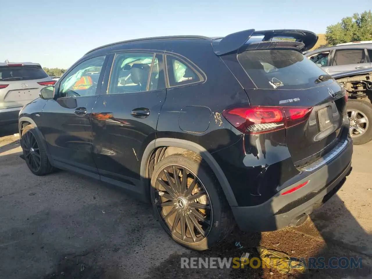 2 Photograph of a damaged car W1N4N5BB9NJ383493 MERCEDES-BENZ GLA-CLASS 2022