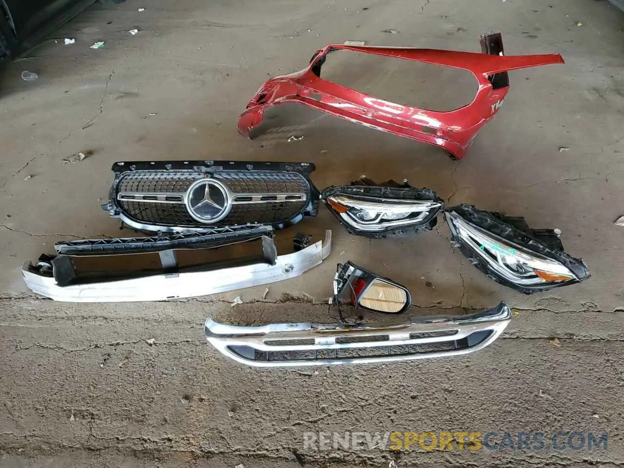12 Photograph of a damaged car W1N4N4GB0PJ448401 MERCEDES-BENZ GLA-CLASS 2023