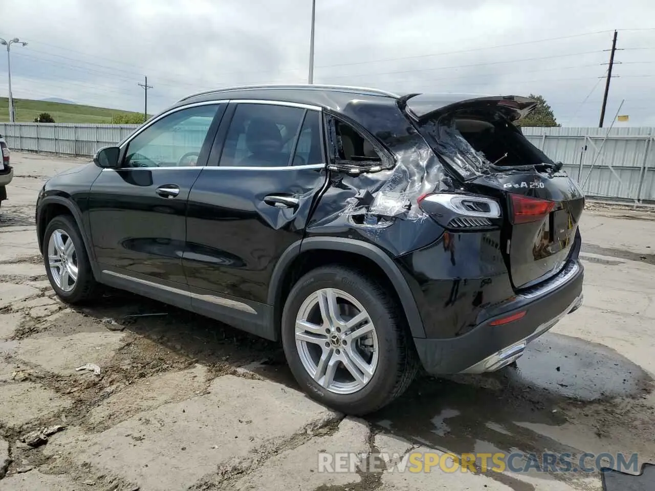 2 Photograph of a damaged car W1N4N4HB0PJ536587 MERCEDES-BENZ GLA-CLASS 2023
