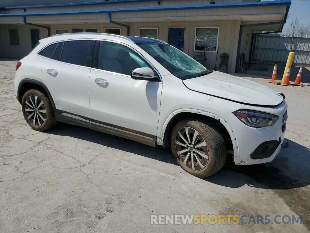 4 Photograph of a damaged car W1N4N4HB3PJ470052 MERCEDES-BENZ GLA-CLASS 2023
