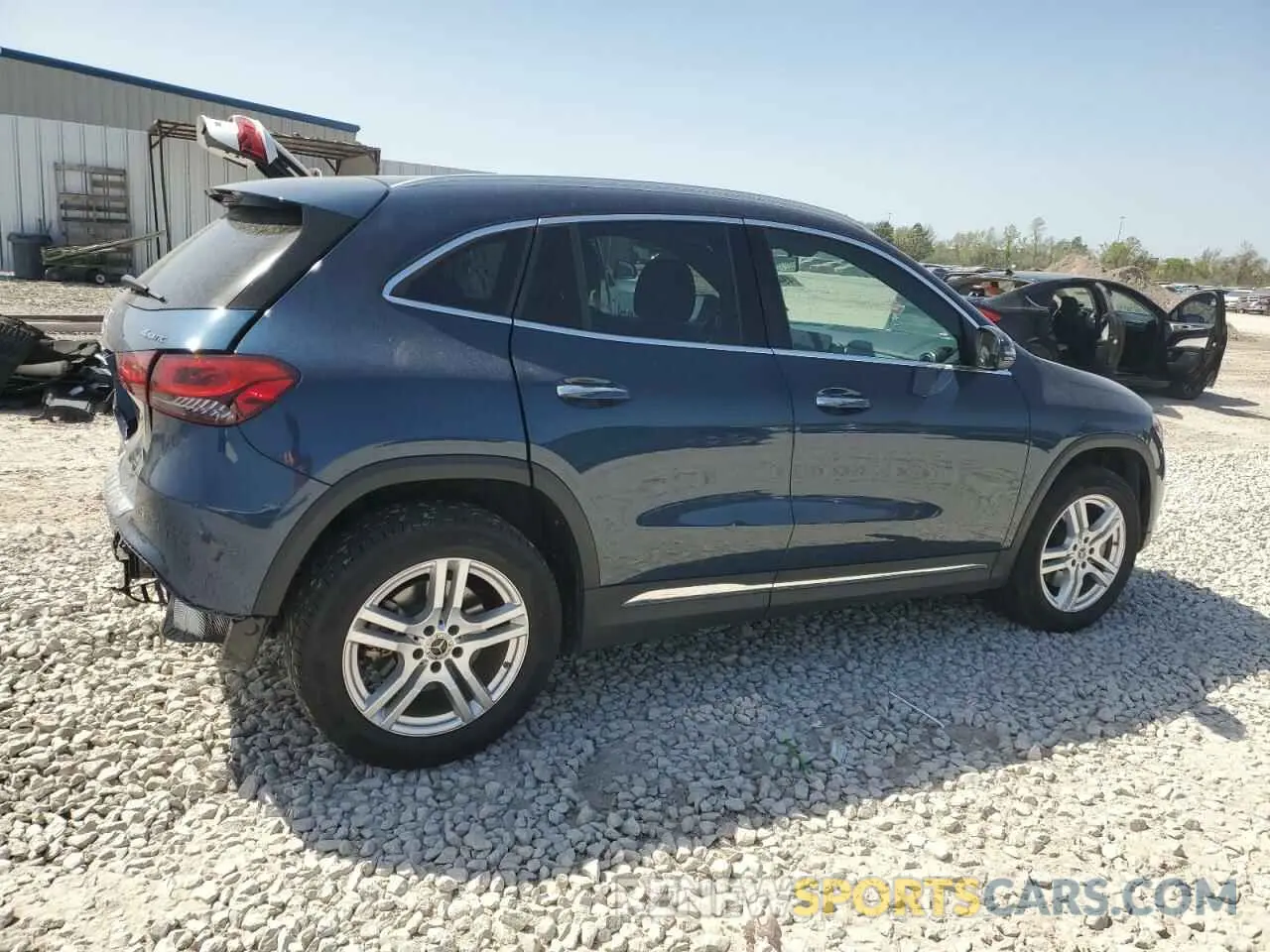 3 Photograph of a damaged car W1N4N4HB5PJ502192 MERCEDES-BENZ GLA-CLASS 2023