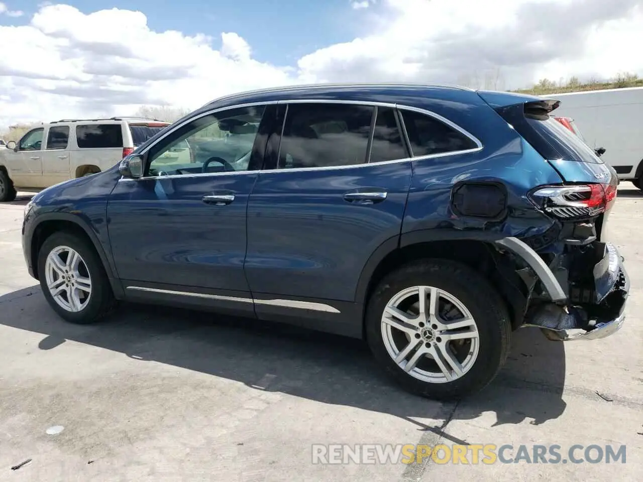 2 Photograph of a damaged car W1N4N4HB7PJ460625 MERCEDES-BENZ GLA-CLASS 2023
