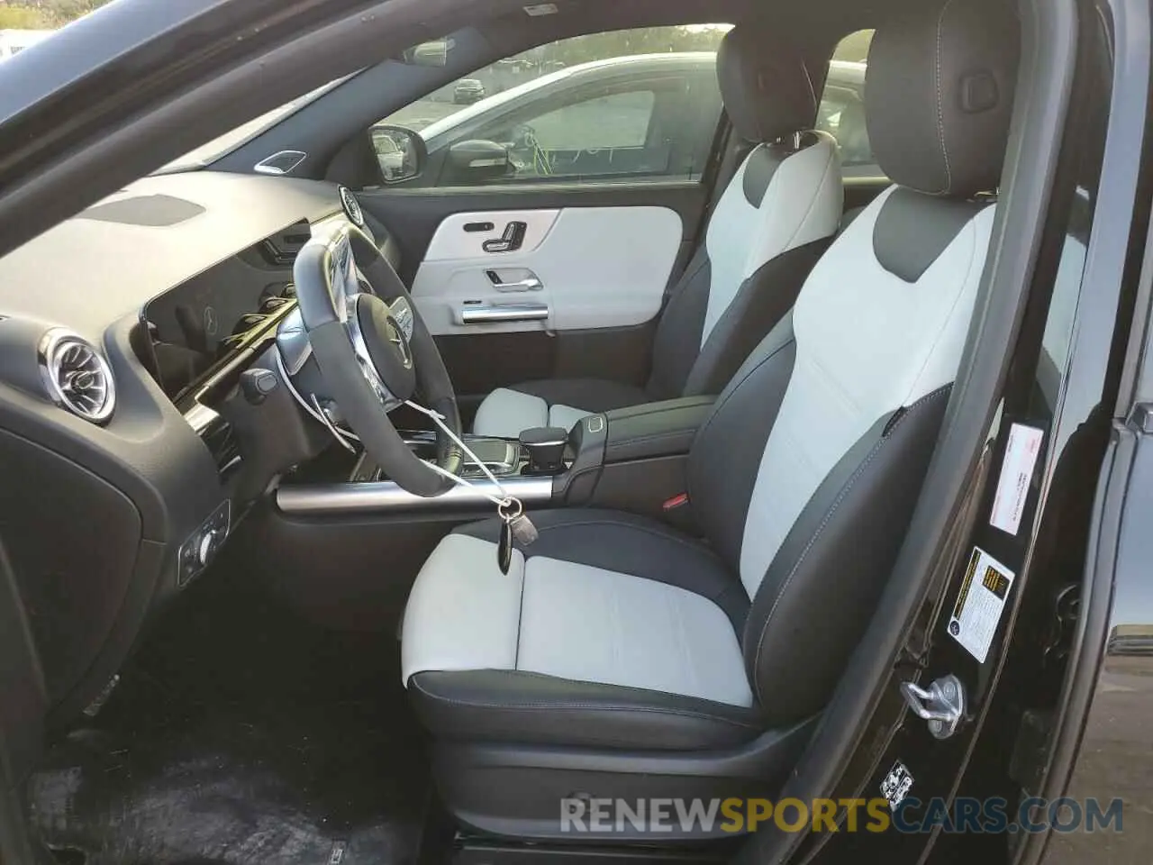 7 Photograph of a damaged car W1N4N5BB8PJ459143 MERCEDES-BENZ GLA-CLASS 2023