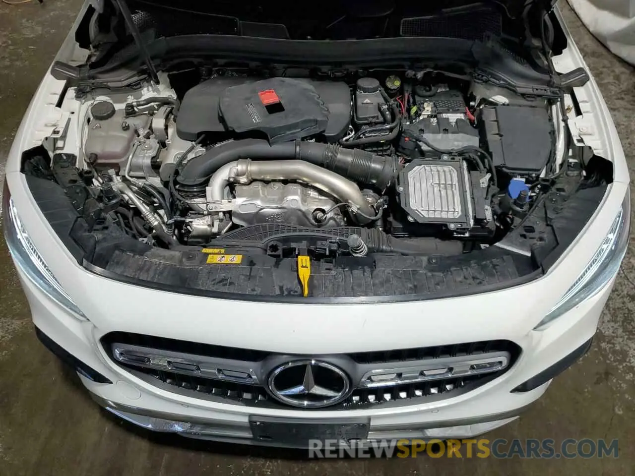12 Photograph of a damaged car W1N4N4GB4RJ602076 MERCEDES-BENZ GLA-CLASS 2024