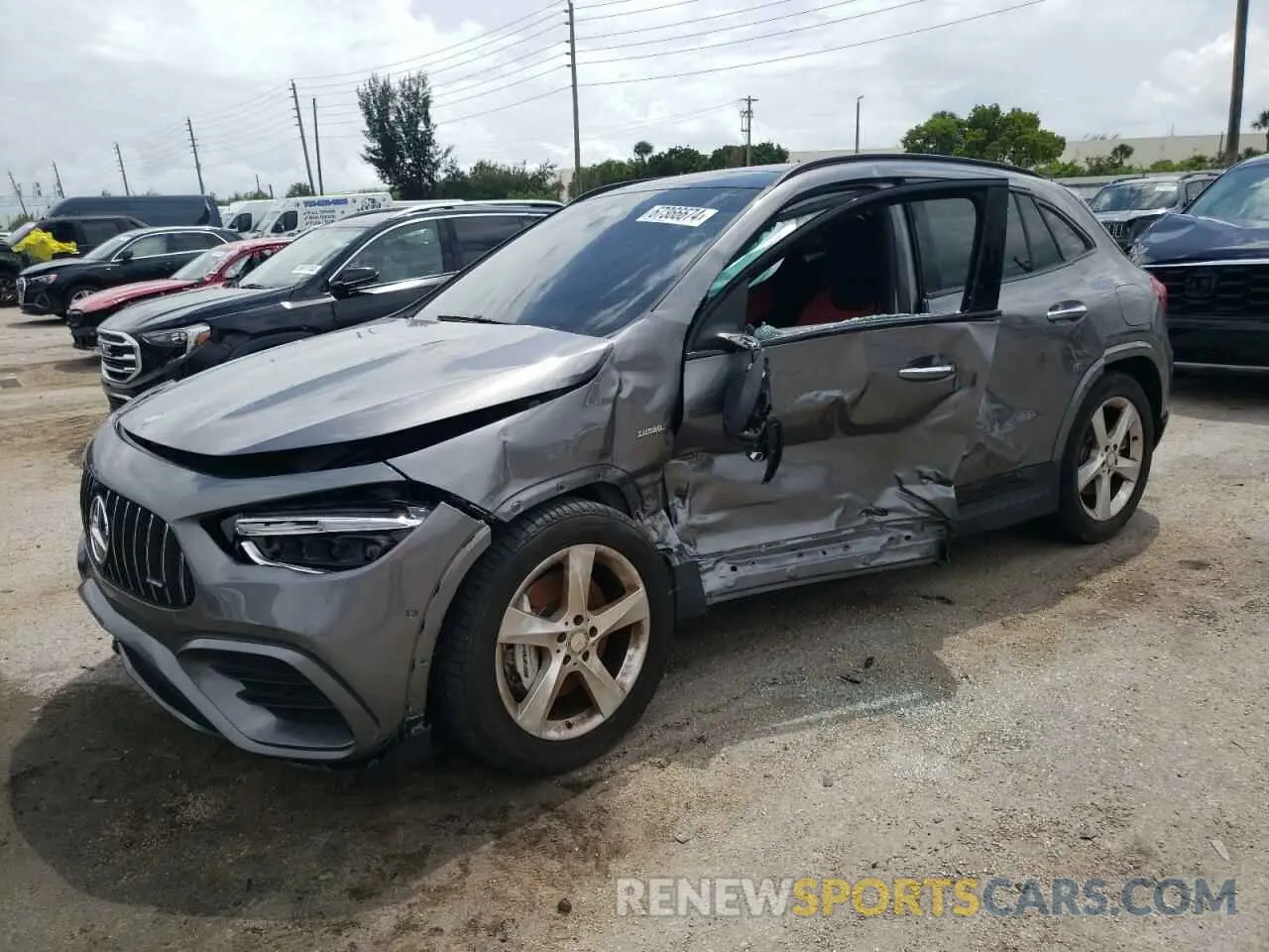 1 Photograph of a damaged car W1N4N5BB9RJ561327 MERCEDES-BENZ GLA-CLASS 2024