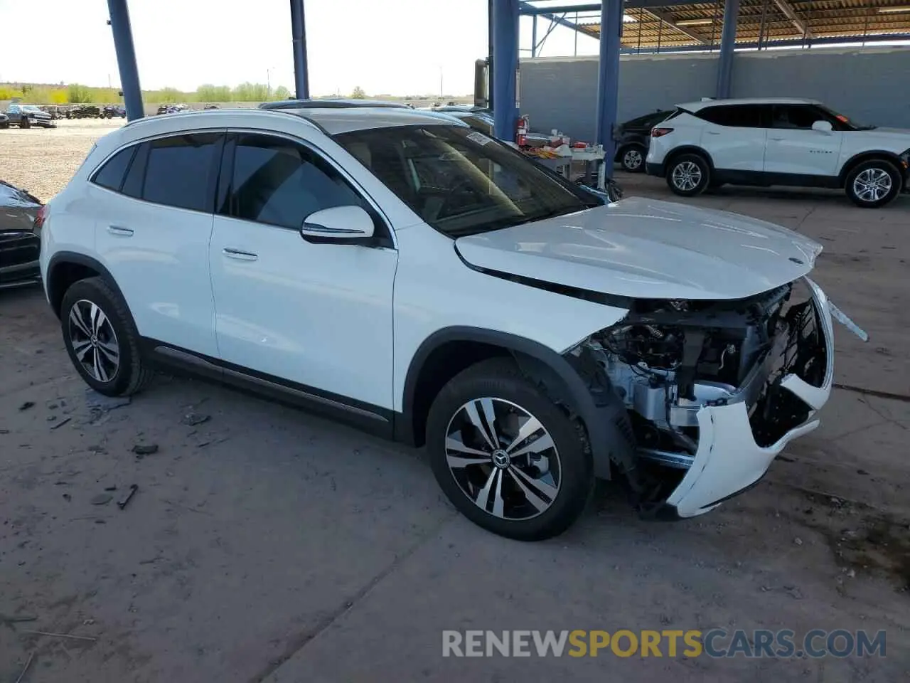 4 Photograph of a damaged car W1N4N4GB1SJ623103 MERCEDES-BENZ GLA-CLASS 2025
