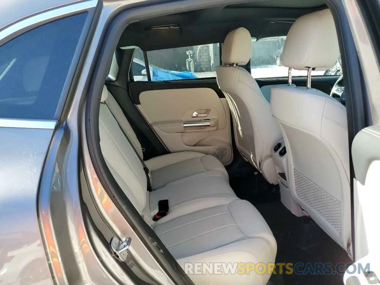 10 Photograph of a damaged car W1N4N4GB5SJ678699 MERCEDES-BENZ GLA-CLASS 2025