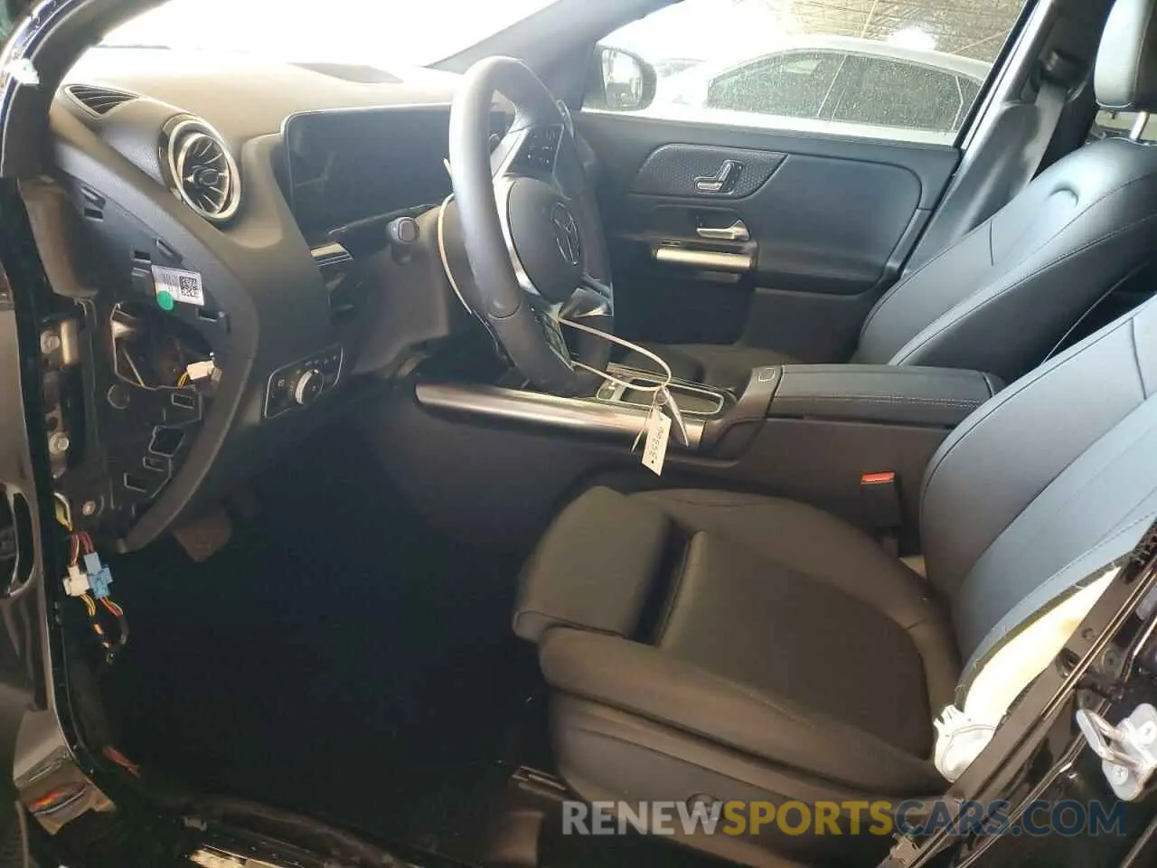 7 Photograph of a damaged car W1N4N4GB5SJ684941 MERCEDES-BENZ GLA-CLASS 2025