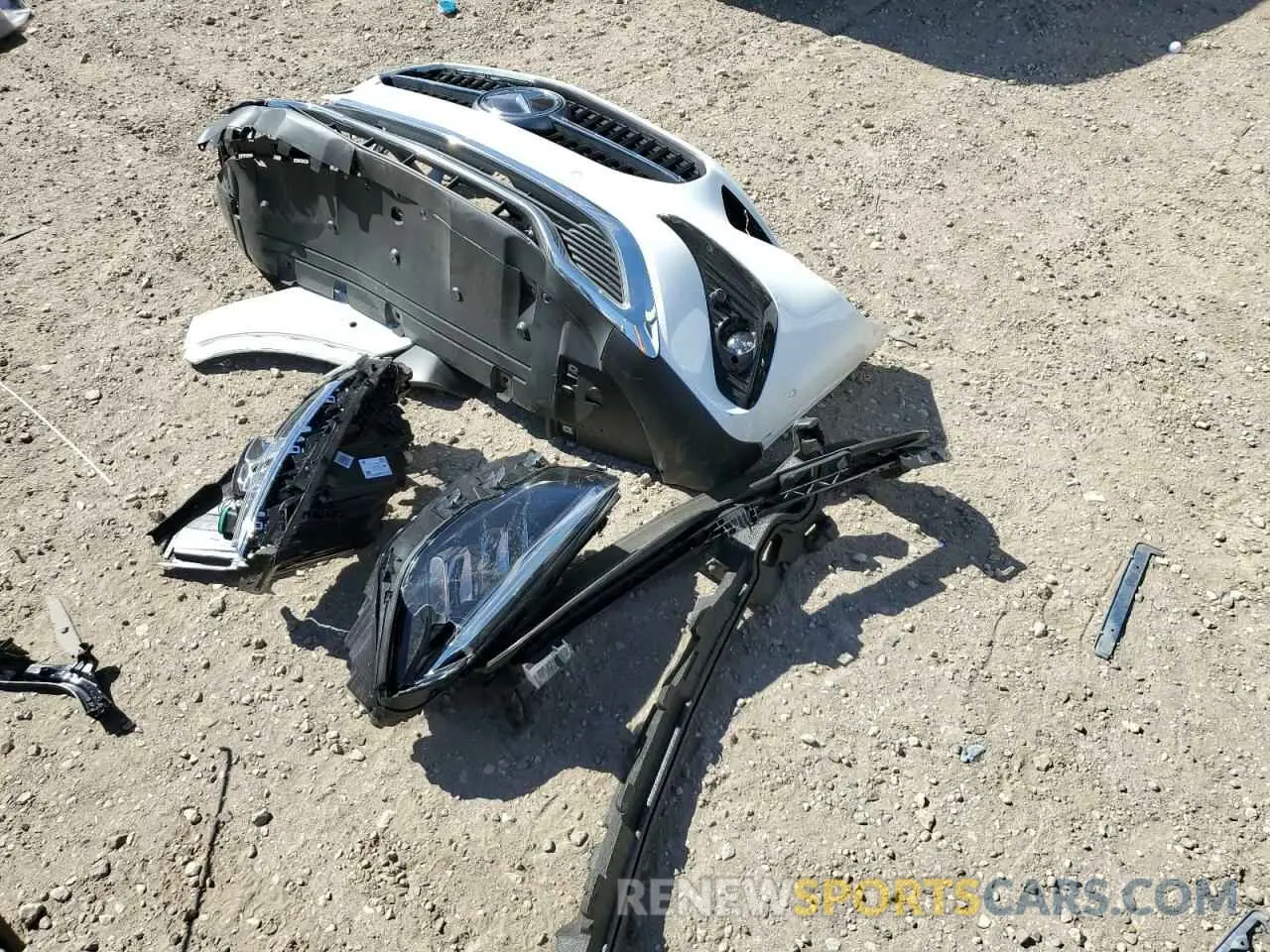 12 Photograph of a damaged car W1N4N4GB7SJ647891 MERCEDES-BENZ GLA-CLASS 2025