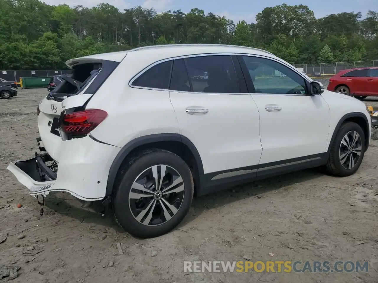 3 Photograph of a damaged car W1N4N4HB0SJ660321 MERCEDES-BENZ GLA-CLASS 2025