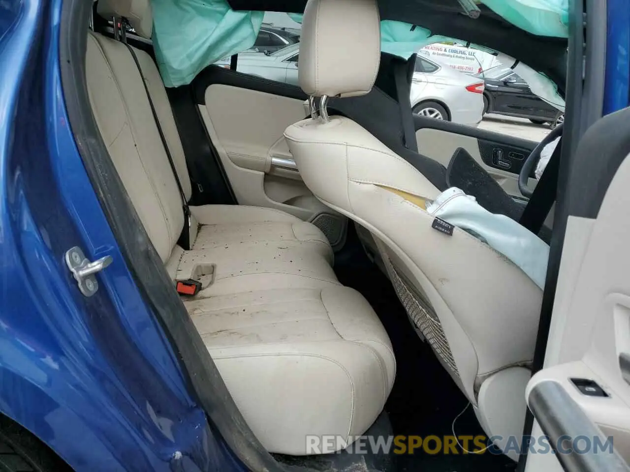 11 Photograph of a damaged car W1N4N4HB1SJ693683 MERCEDES-BENZ GLA-CLASS 2025