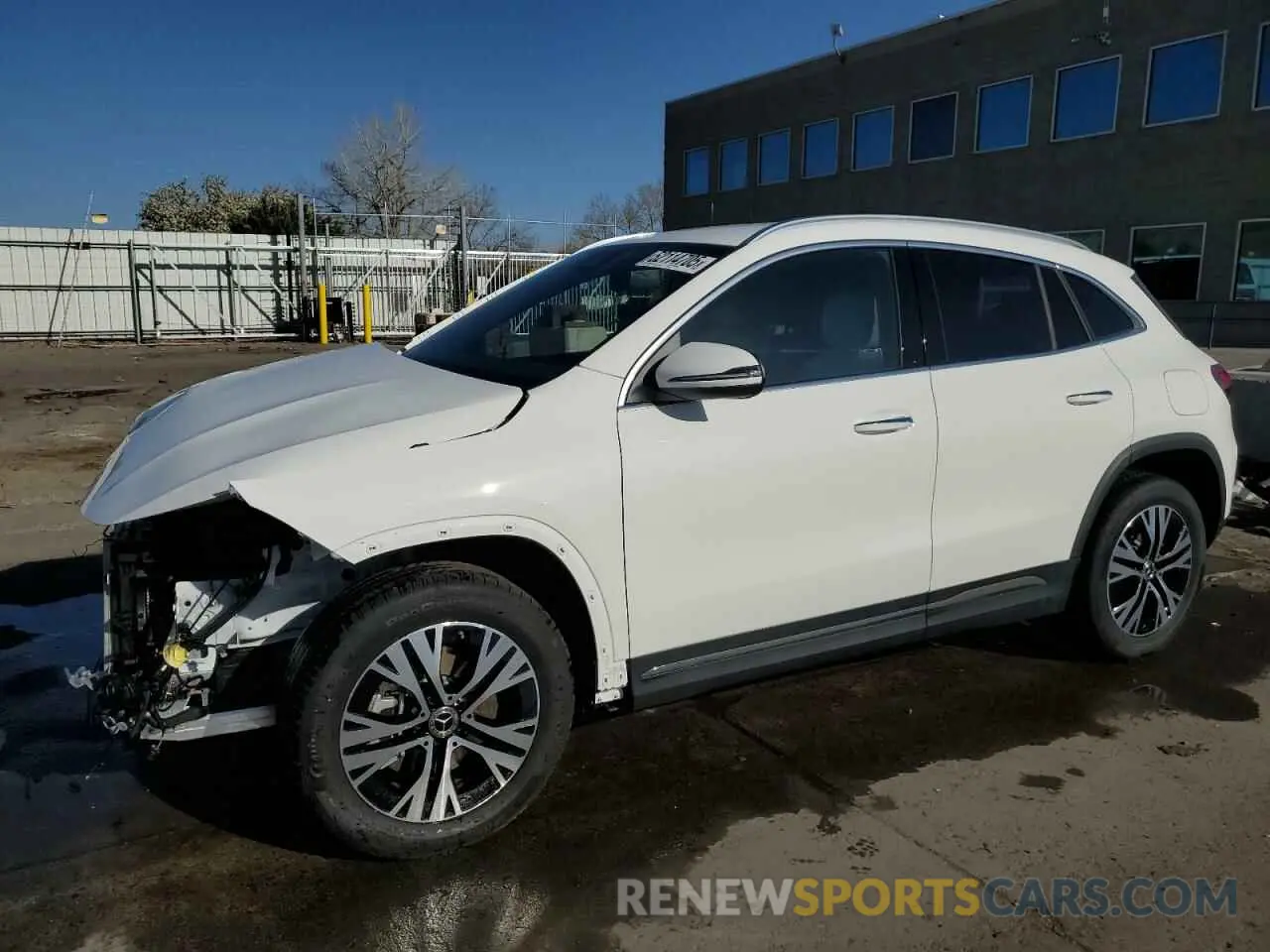 1 Photograph of a damaged car W1N4N4HB5SJ686736 MERCEDES-BENZ GLA-CLASS 2025