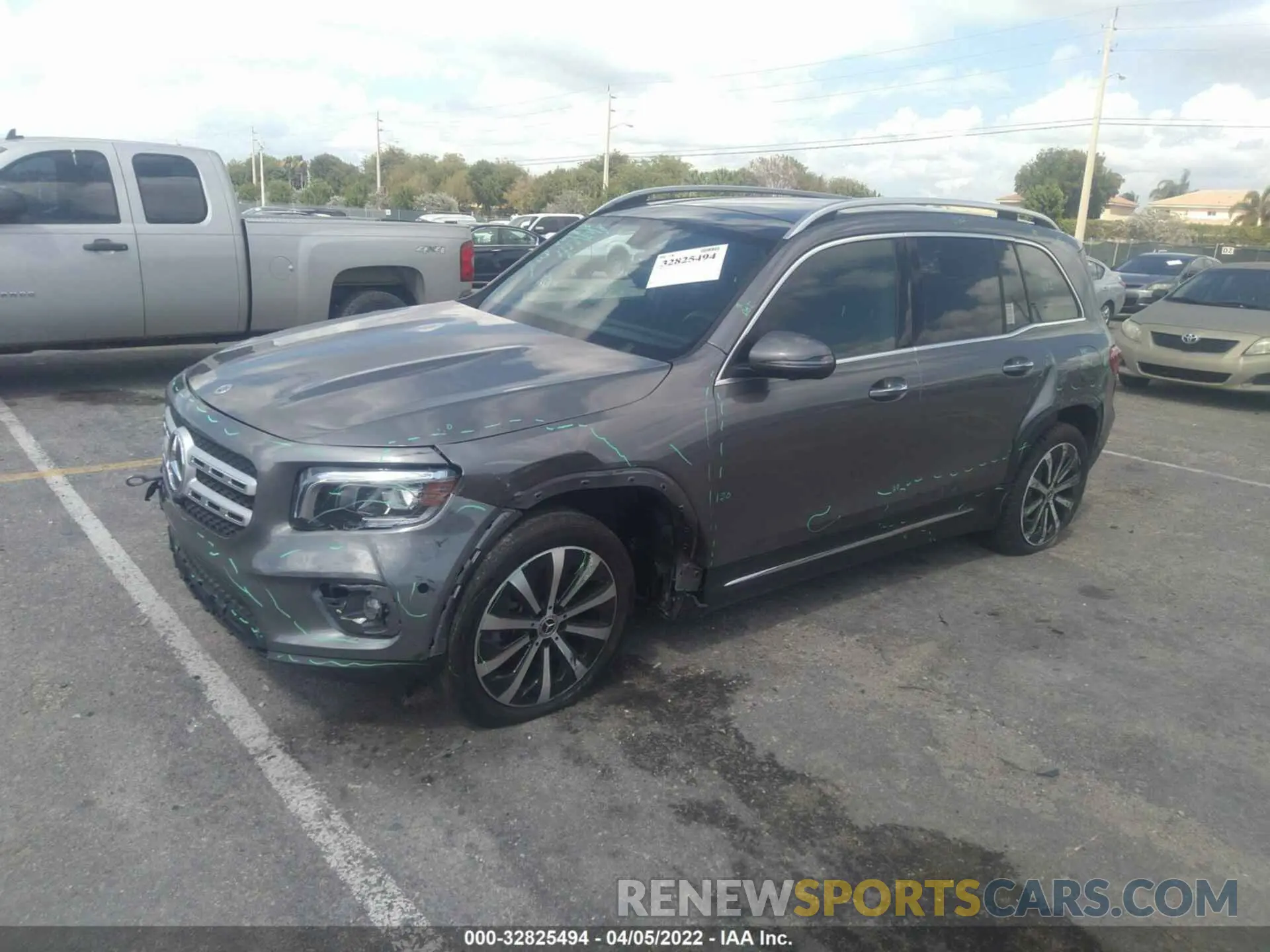 2 Photograph of a damaged car W1N4M4GB2MW098822 MERCEDES-BENZ GLB 2021