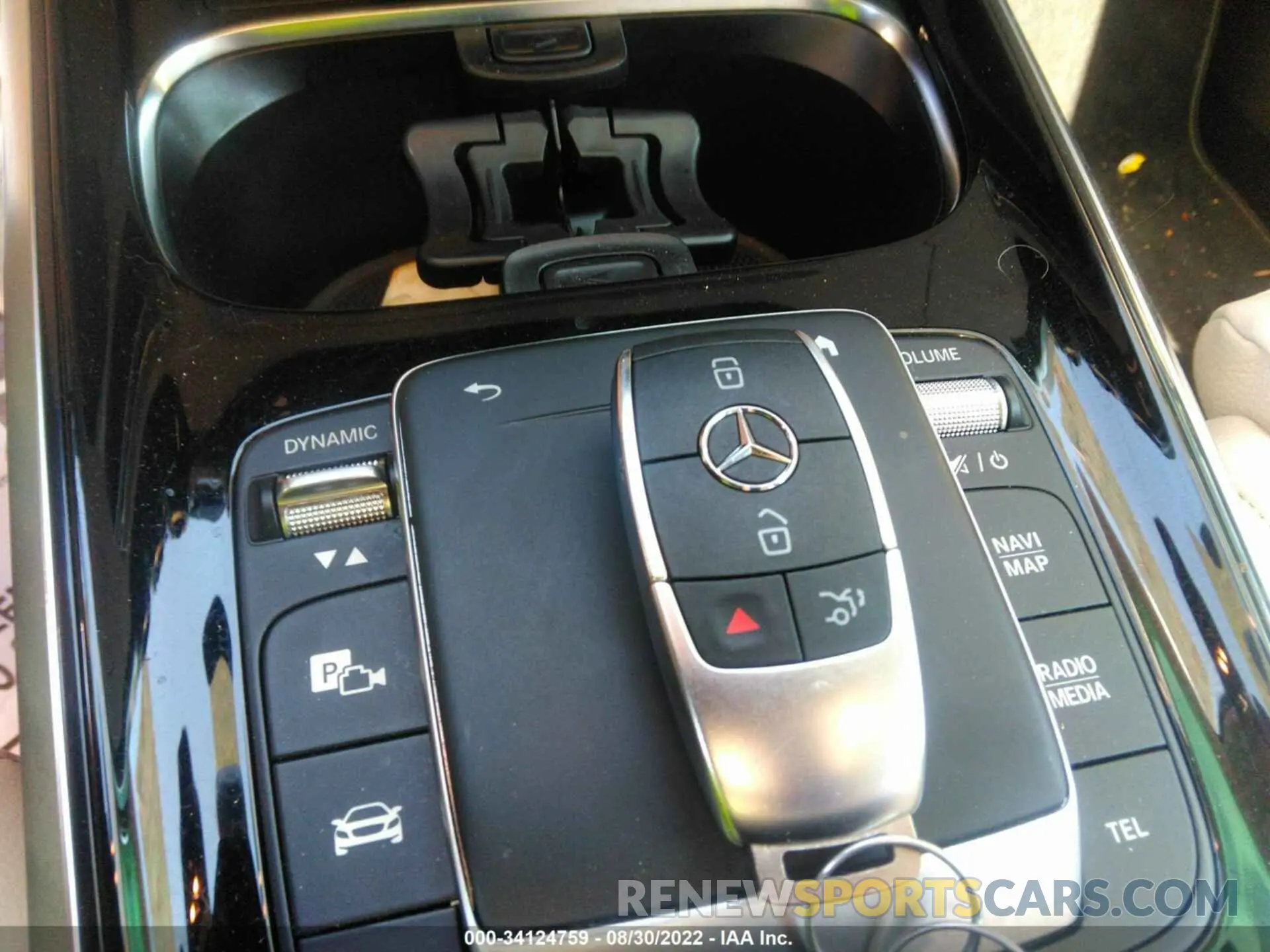 11 Photograph of a damaged car W1N4M4HB6MW102207 MERCEDES-BENZ GLB 2021