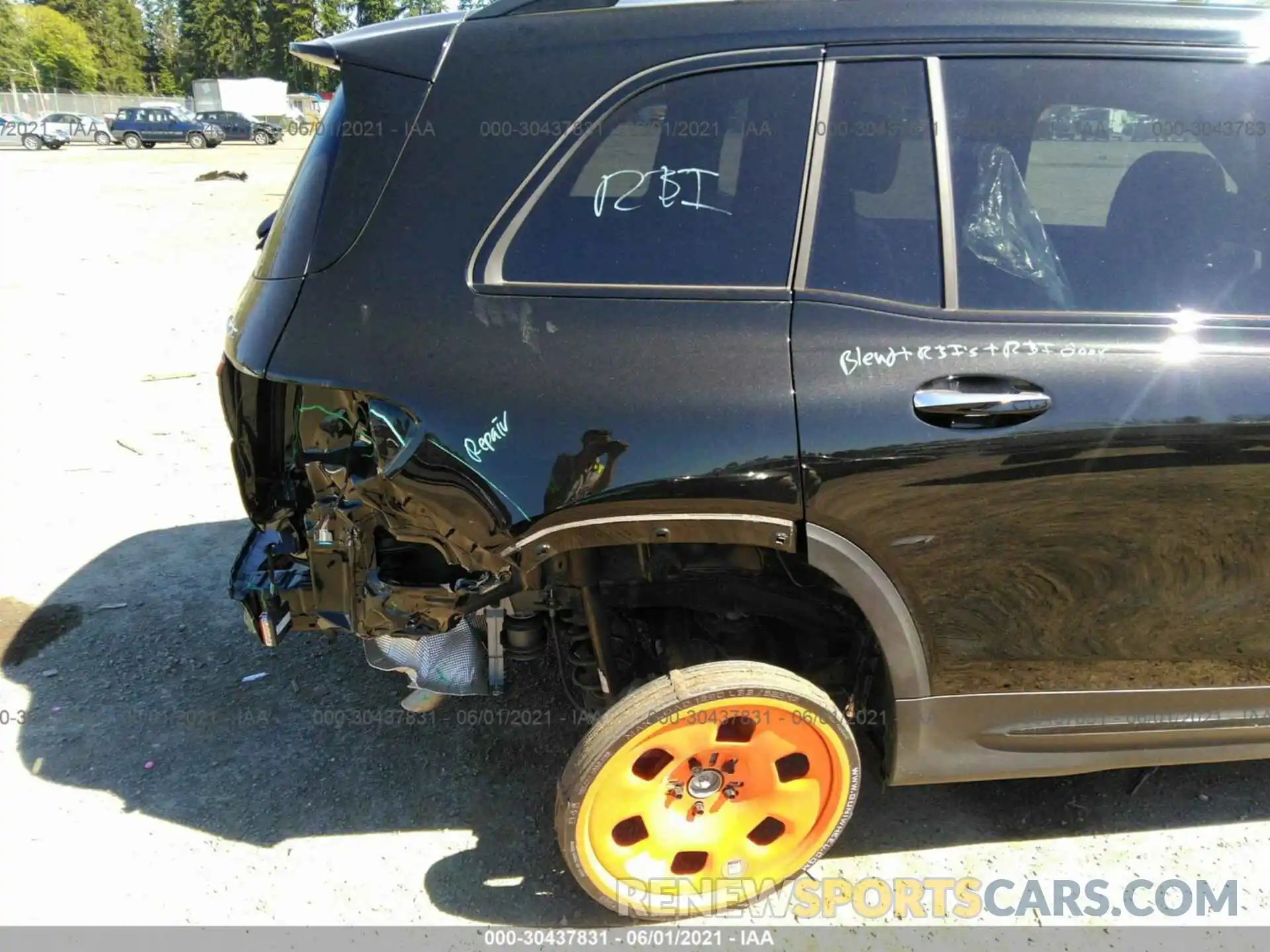 6 Photograph of a damaged car W1N4M4HBXMW090868 MERCEDES-BENZ GLB 2021