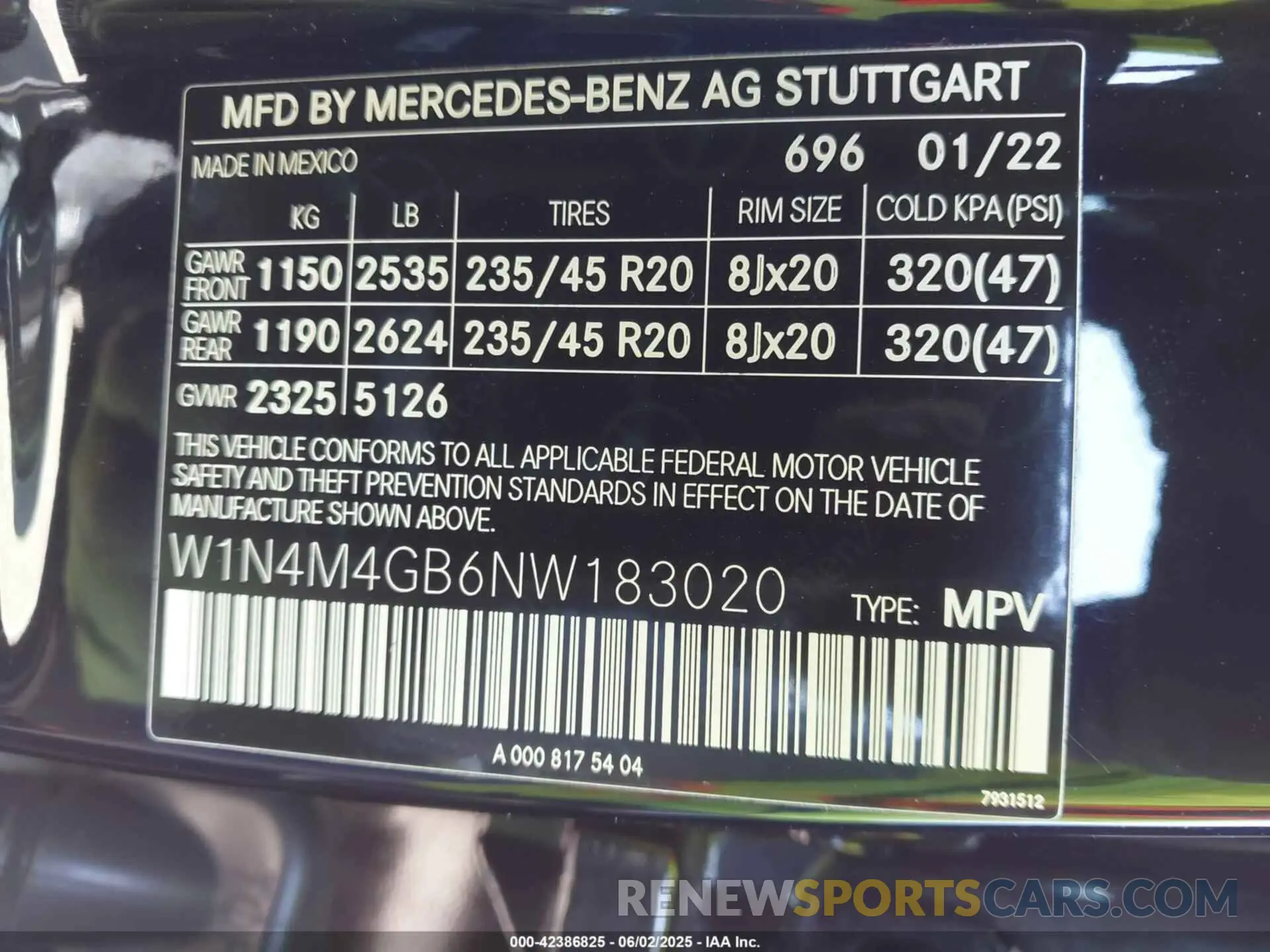 9 Photograph of a damaged car W1N4M4GB6NW183020 MERCEDES-BENZ GLB 2022