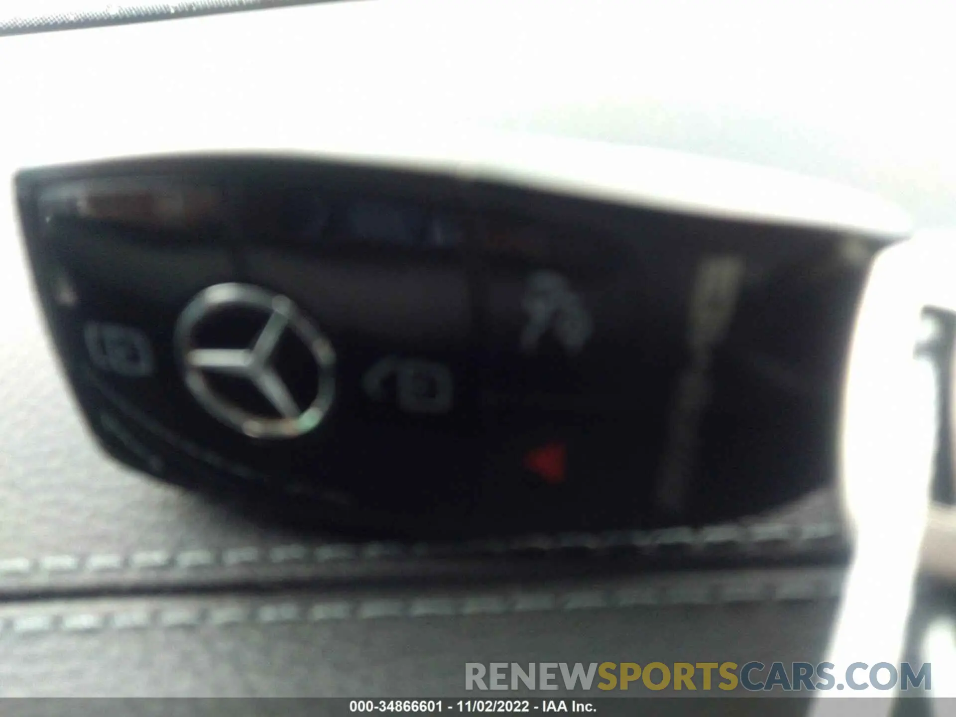 11 Photograph of a damaged car W1N4M5BB5NW237436 MERCEDES-BENZ GLB 2022