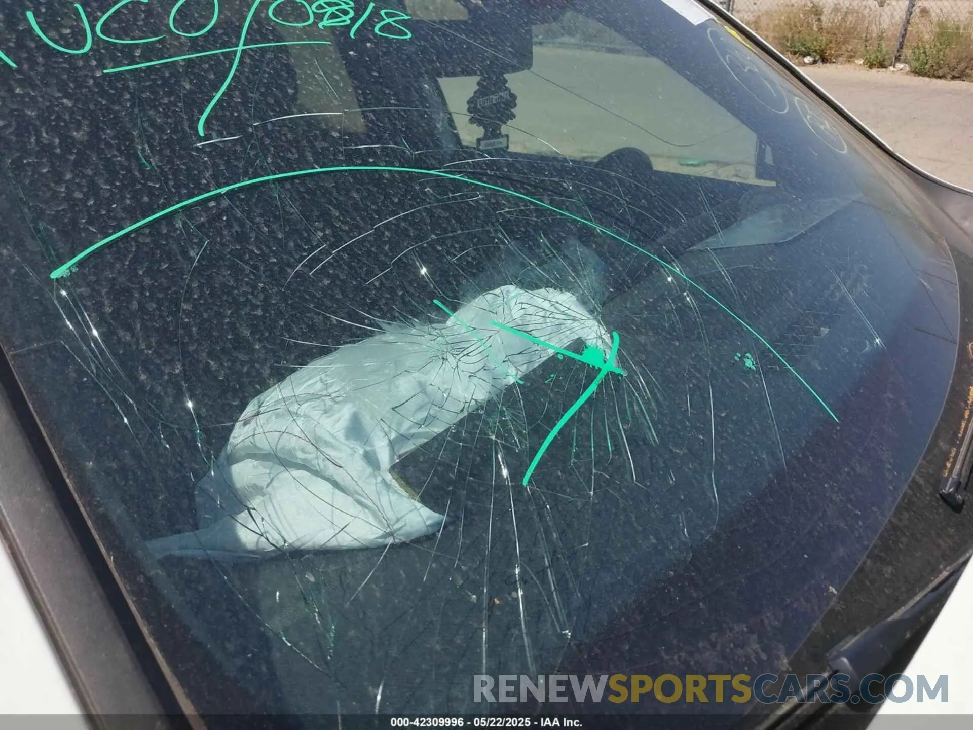 6 Photograph of a damaged car 0W1N4M4HB6PW32989 MERCEDES-BENZ GLB 2023