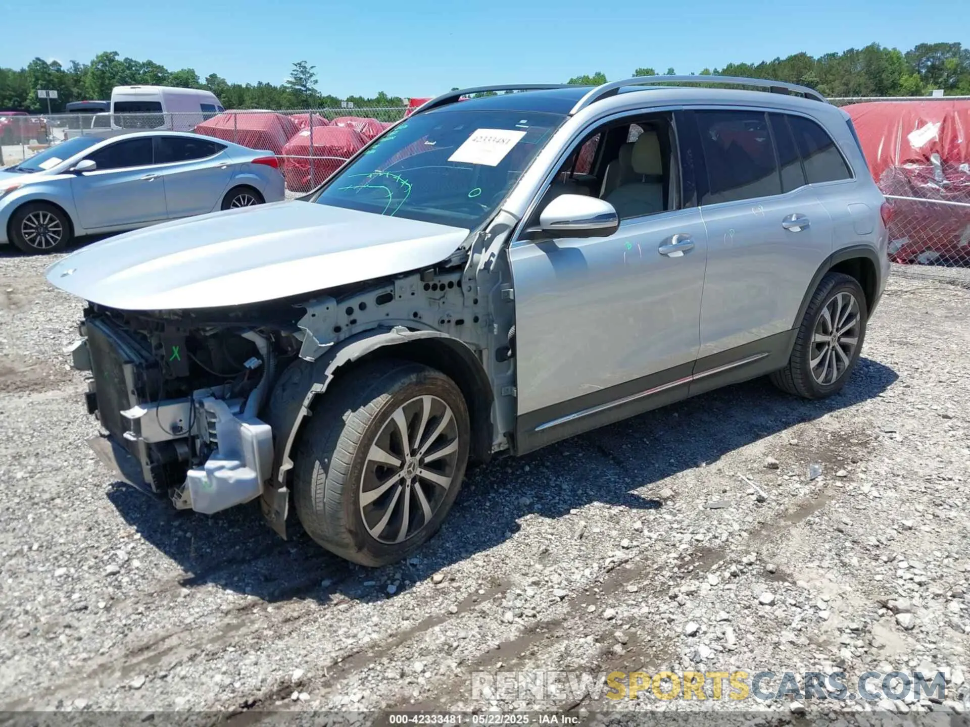 2 Photograph of a damaged car W1N4M4GB5LW032683 MERCEDES-BENZ GLB 250 2020
