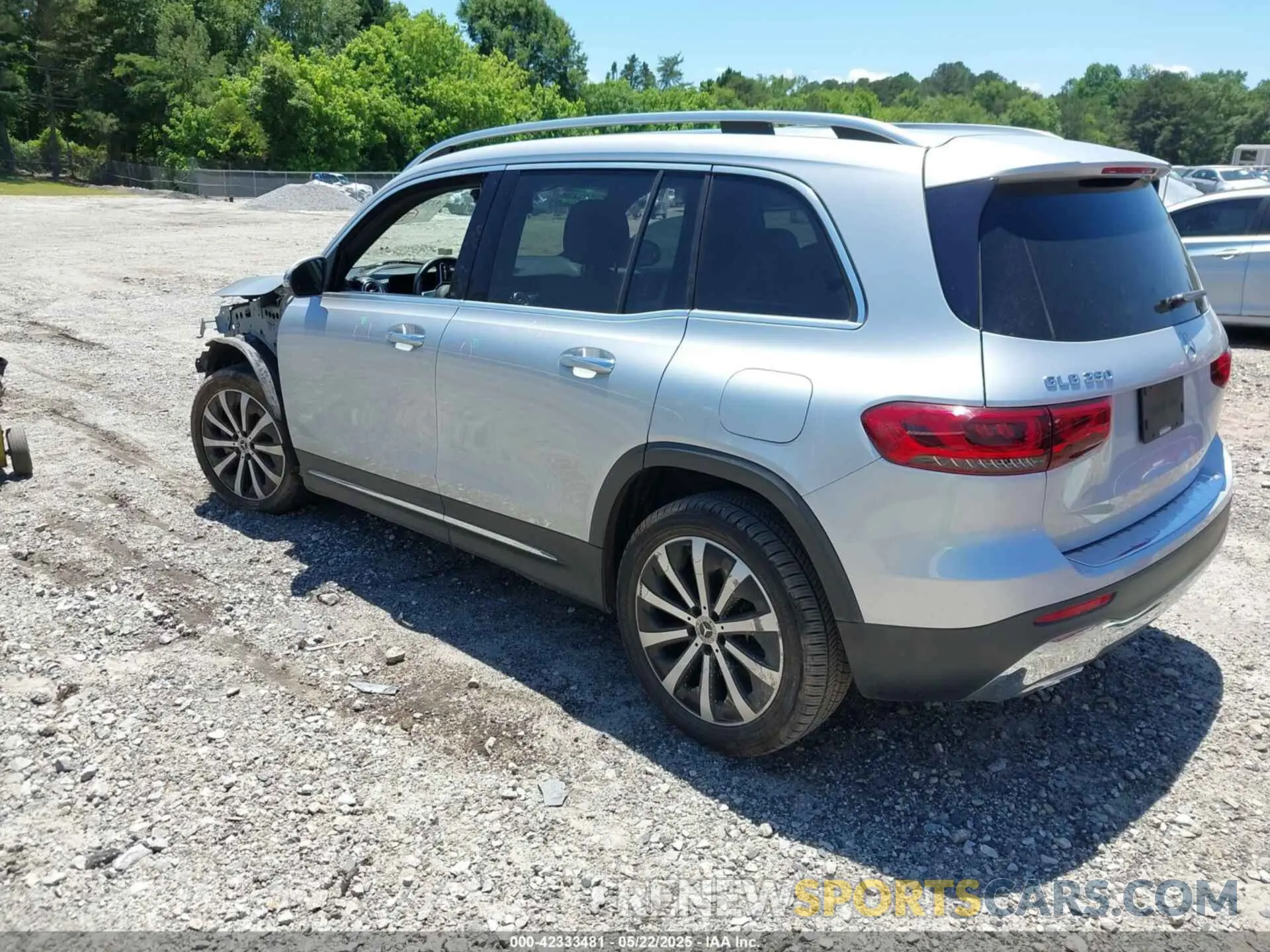 3 Photograph of a damaged car W1N4M4GB5LW032683 MERCEDES-BENZ GLB 250 2020