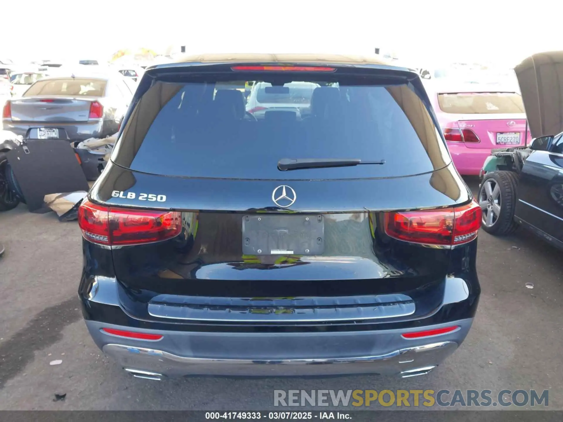 16 Photograph of a damaged car W1N4M4GB6LW033647 MERCEDES-BENZ GLB 250 2020