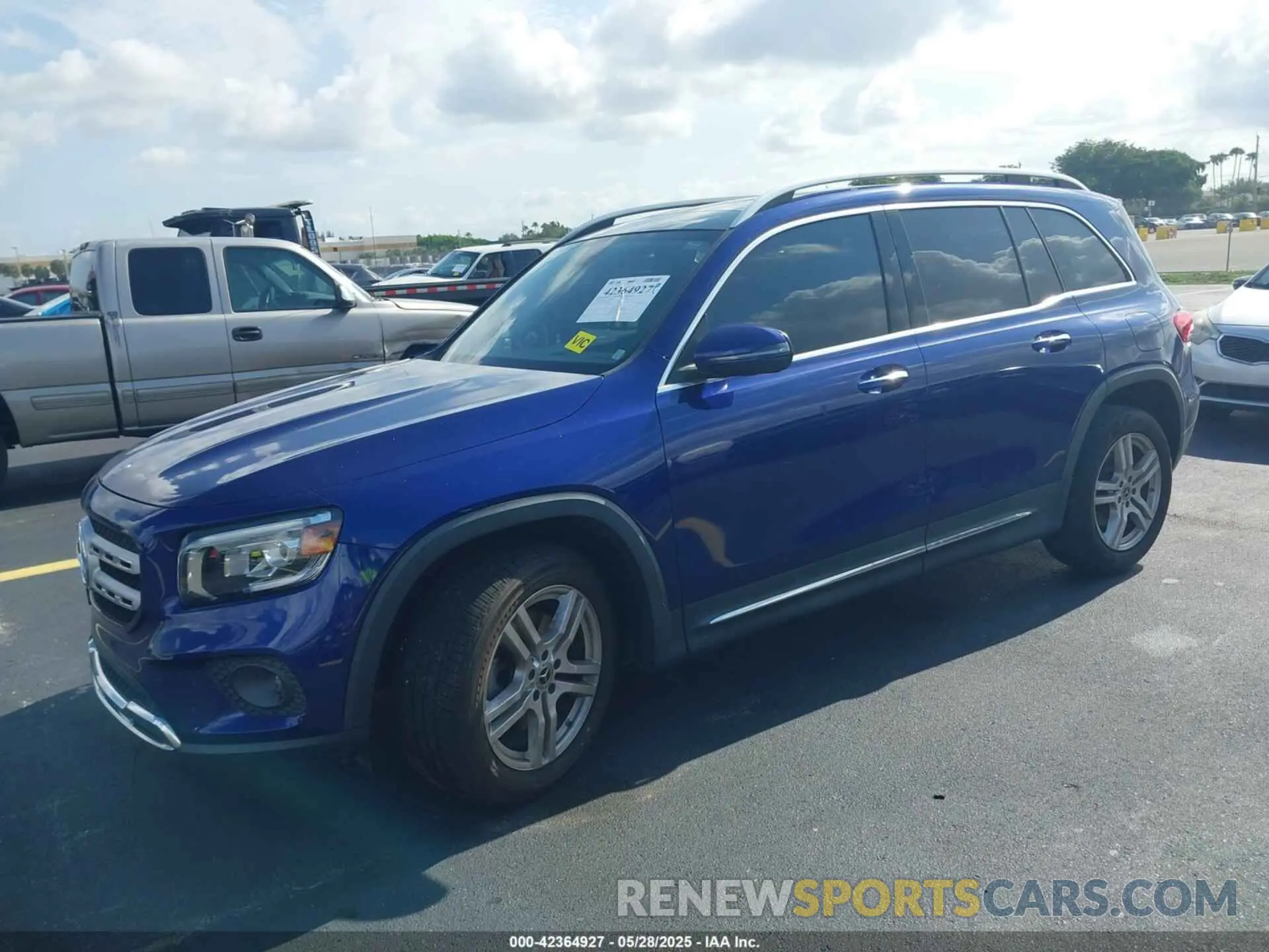 2 Photograph of a damaged car W1N4M4GB9LW023453 MERCEDES-BENZ GLB 250 2020