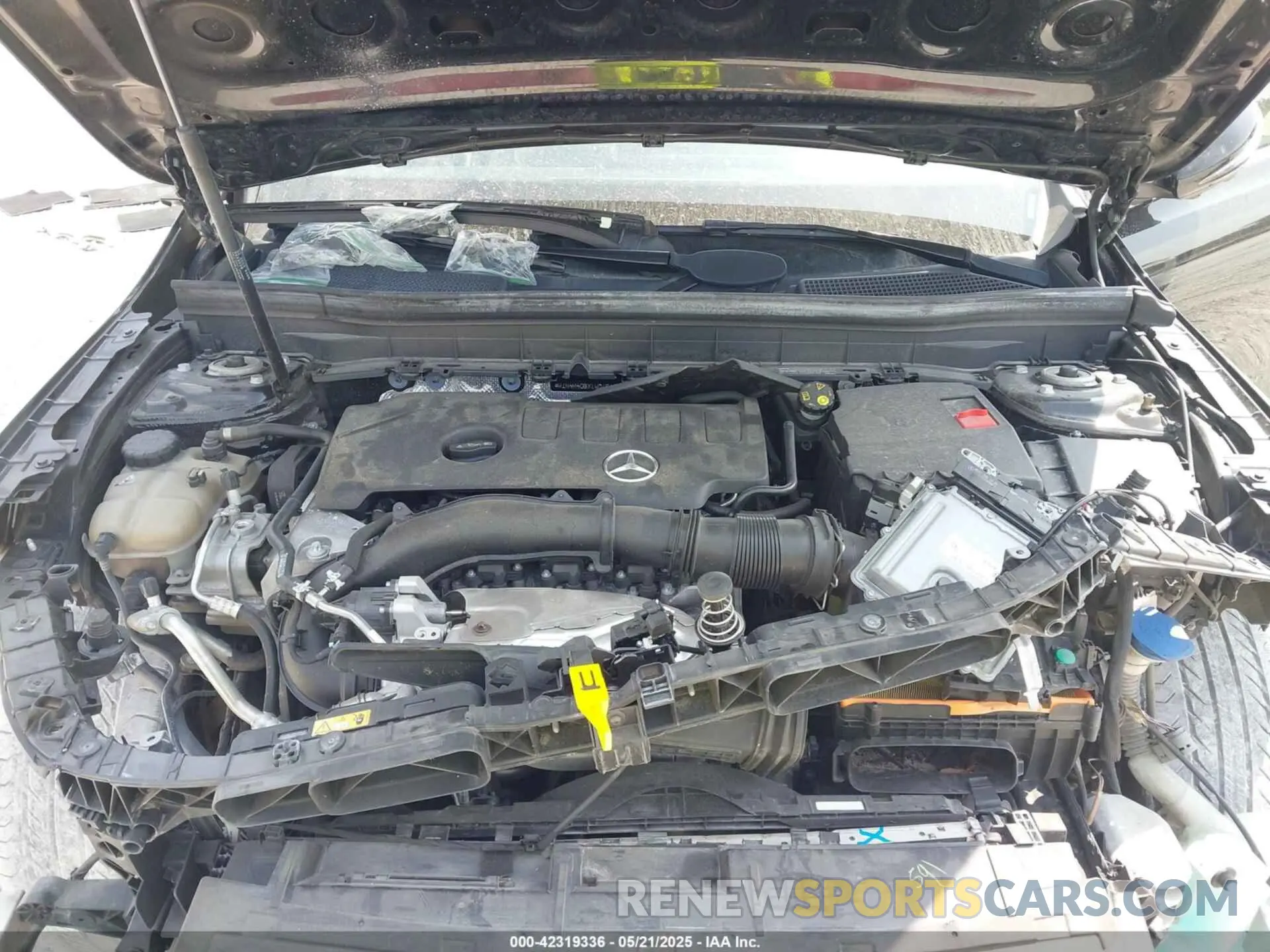 10 Photograph of a damaged car W1N4M4GBXLW015488 MERCEDES-BENZ GLB 250 2020