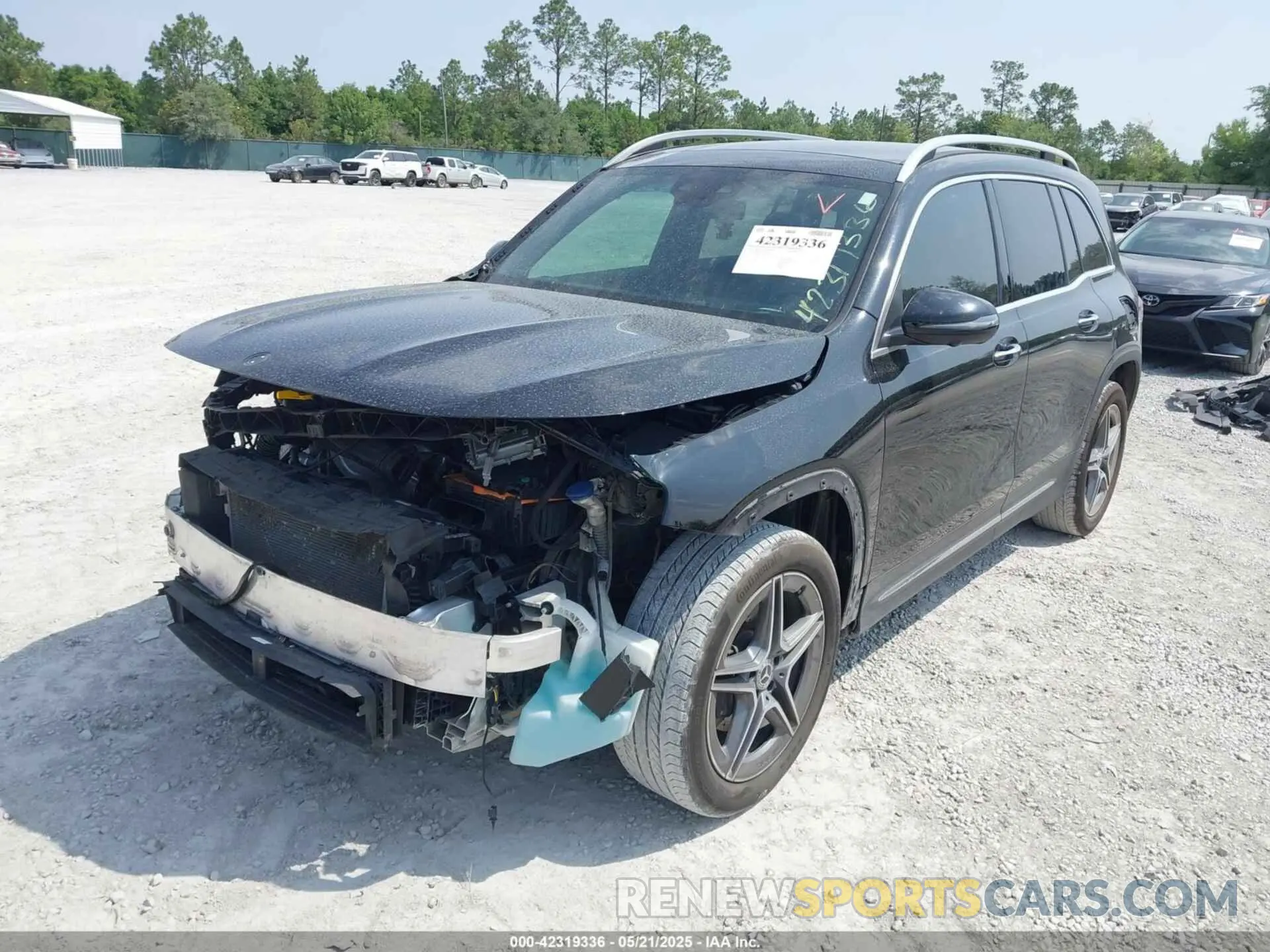 2 Photograph of a damaged car W1N4M4GBXLW015488 MERCEDES-BENZ GLB 250 2020