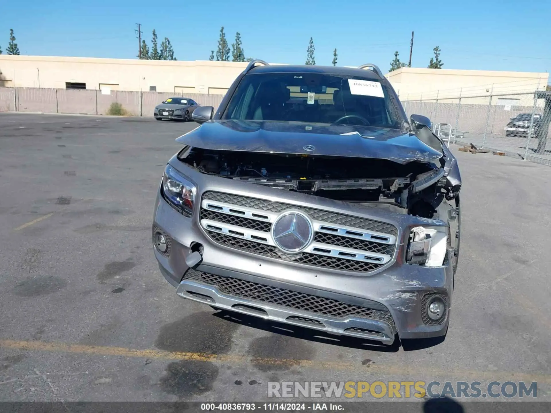 12 Photograph of a damaged car W1N4M4HB2LW032056 MERCEDES-BENZ GLB 250 2020