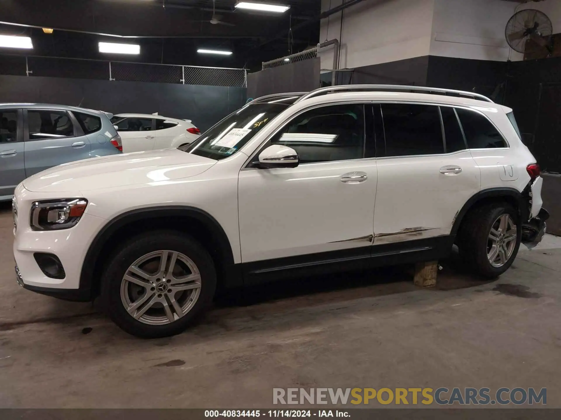 2 Photograph of a damaged car W1N4M4HB4LW044581 MERCEDES-BENZ GLB 250 2020