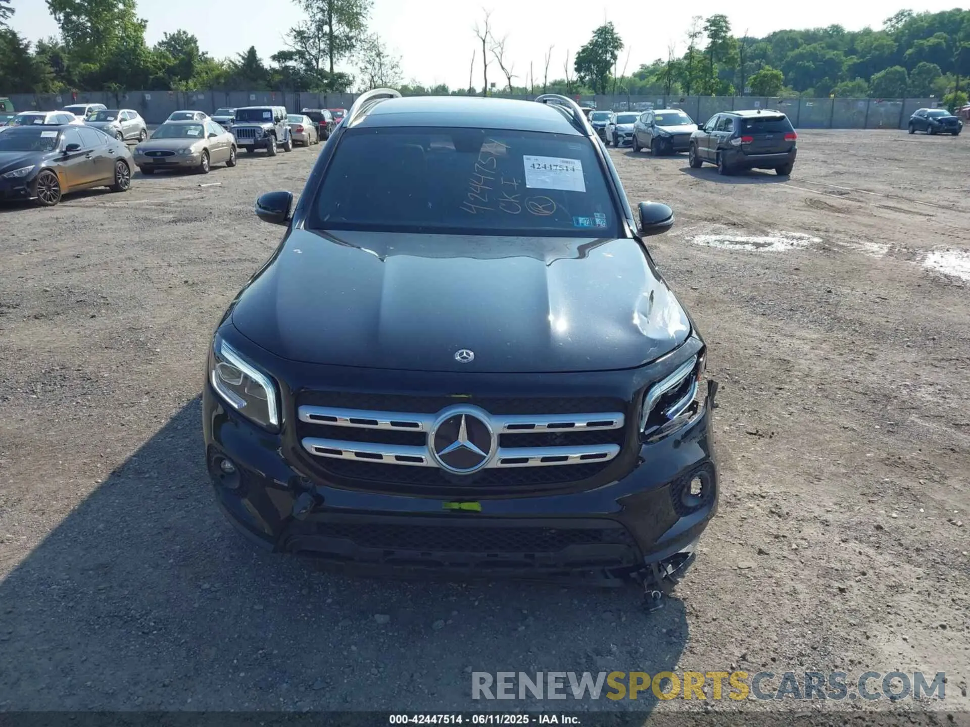 12 Photograph of a damaged car W1N4M4HB7LW031498 MERCEDES-BENZ GLB 250 2020