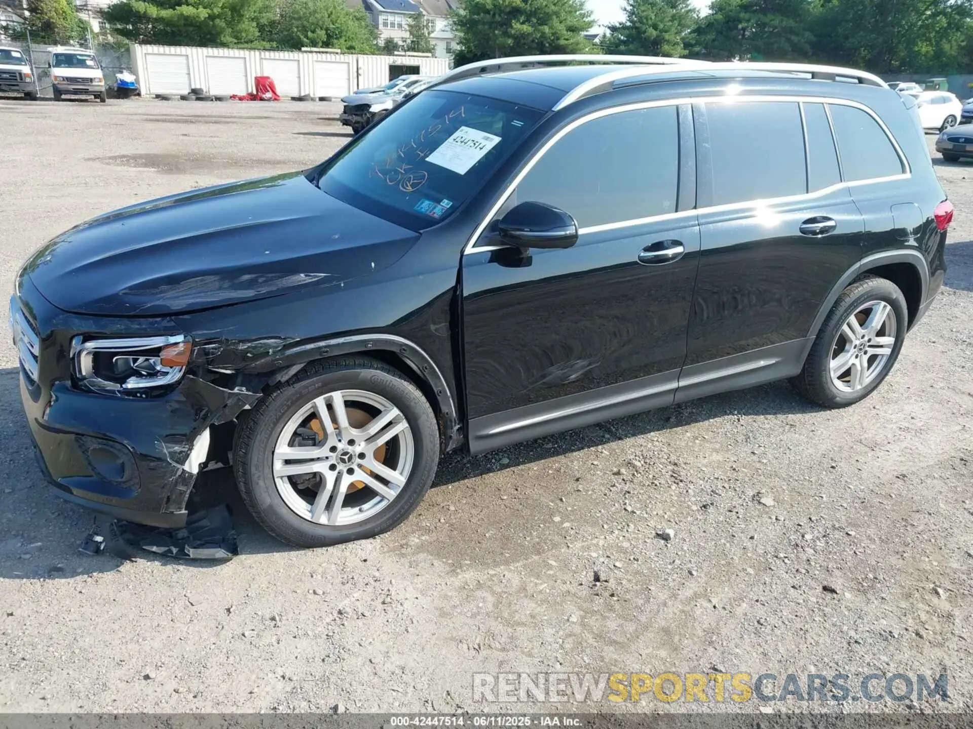 2 Photograph of a damaged car W1N4M4HB7LW031498 MERCEDES-BENZ GLB 250 2020