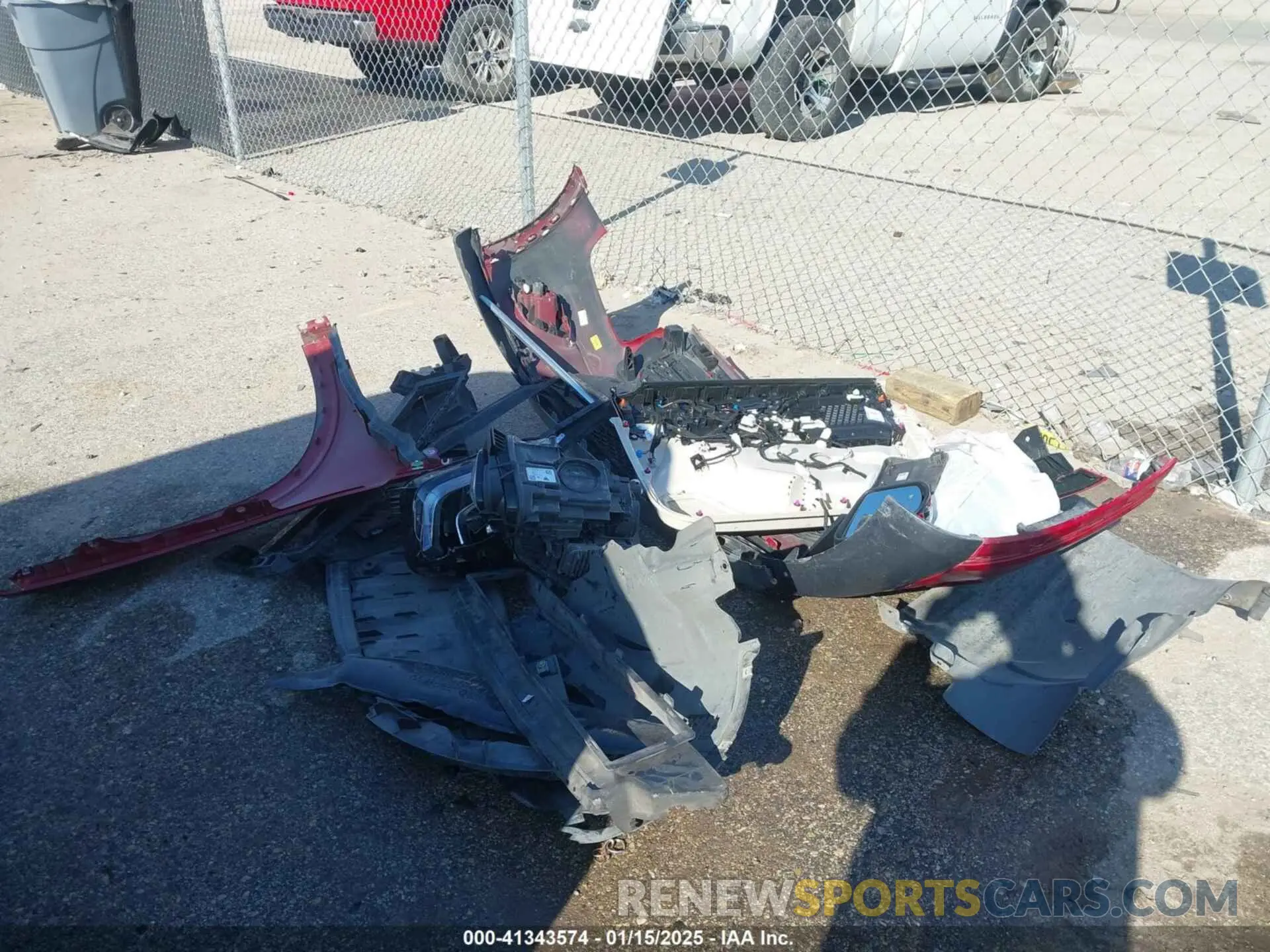 12 Photograph of a damaged car W1N4M4HB9LW043121 MERCEDES-BENZ GLB 250 2020