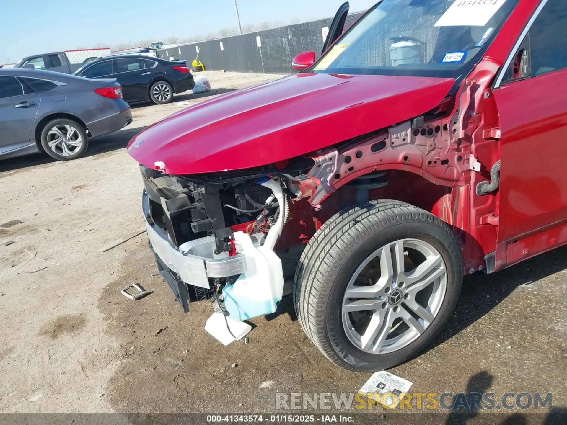 6 Photograph of a damaged car W1N4M4HB9LW043121 MERCEDES-BENZ GLB 250 2020