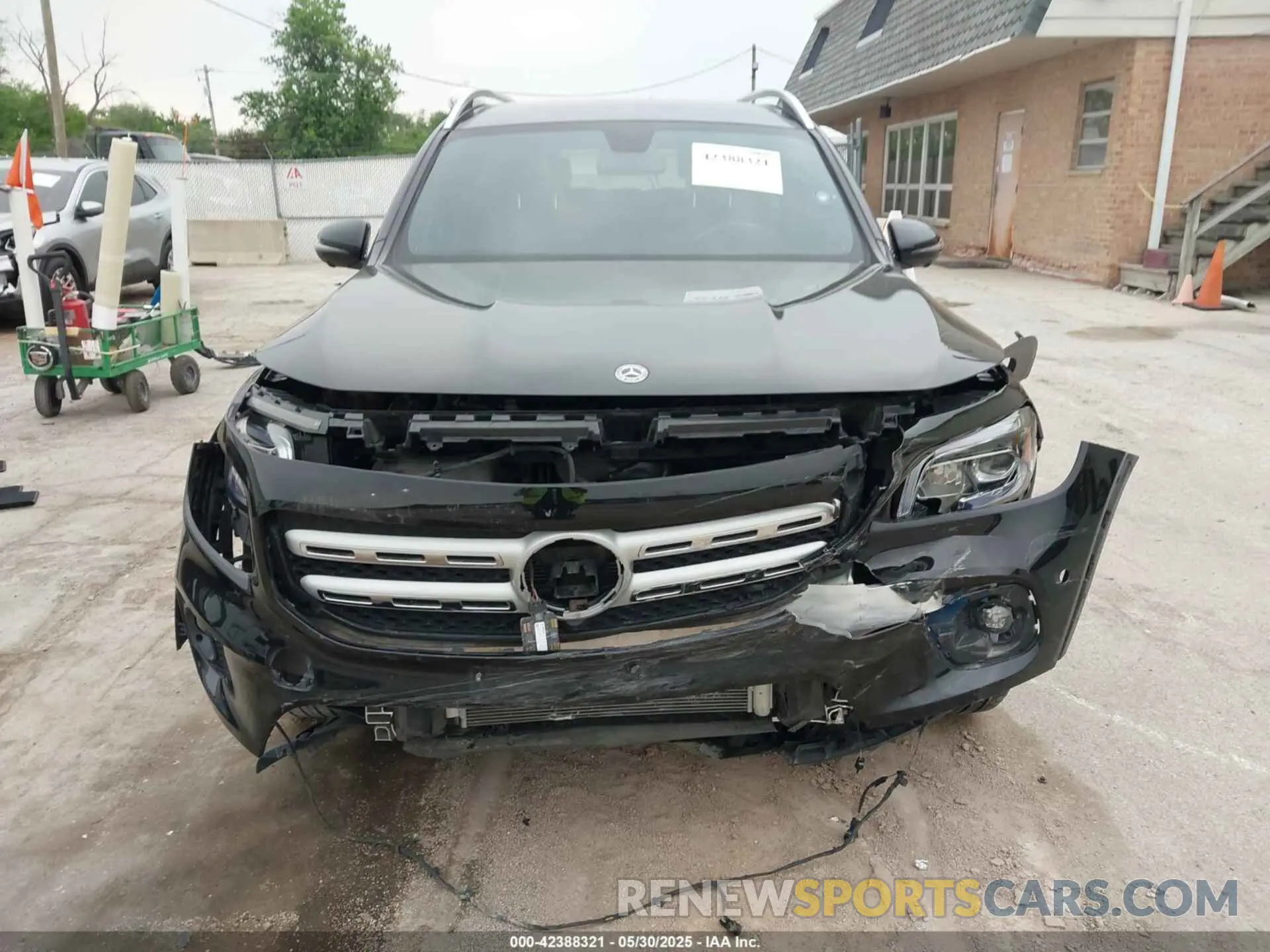 13 Photograph of a damaged car W1N4M4HBXLW034783 MERCEDES-BENZ GLB 250 2020