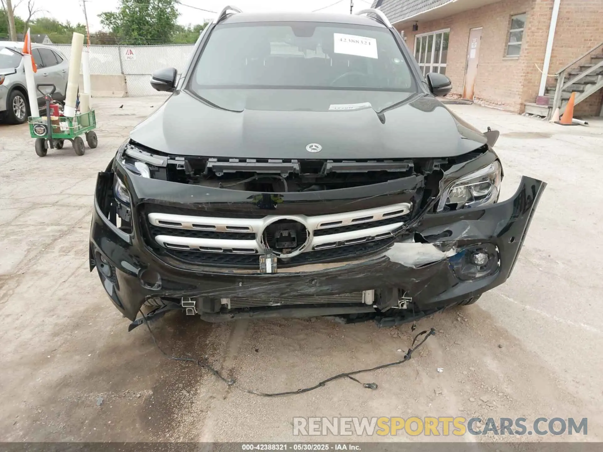 6 Photograph of a damaged car W1N4M4HBXLW034783 MERCEDES-BENZ GLB 250 2020